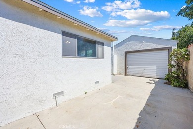 Opportunity meets location in the heart of Torrance! This - photo 23