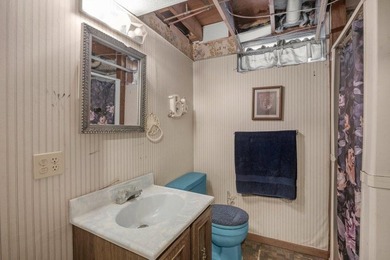 Pride of ownership shines in this well-cared-for home, lovingly - photo 23