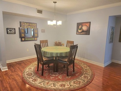 Renovated 2/2 Condominium in a senior 55+ community. Second - photo 4