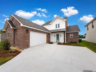 Stunning New Construction in Atwater Subdivision - Waterfront - photo 5
