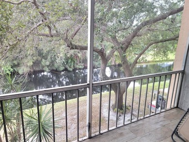 Renovated 2/2 Condominium in a senior 55+ community. Second - photo 6
