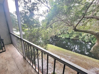 Renovated 2/2 Condominium in a senior 55+ community. Second - photo 8