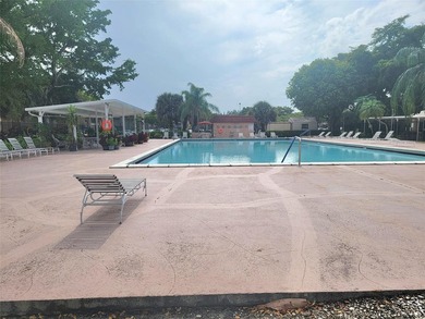 Renovated 2/2 Condominium in a senior 55+ community. Second - photo 9