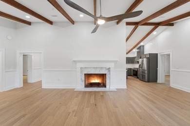 Welcome to this beautifully renovated, turnkey 4 bedroom/3 - photo 10