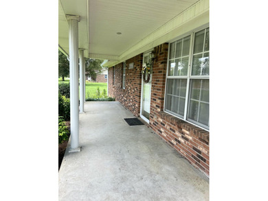 Classic Brick Ranch in the Heart of Russell Springs! Located on - photo 3