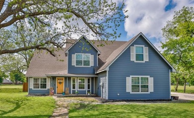 Lake Ray Roberts Home For Sale in Tioga Texas