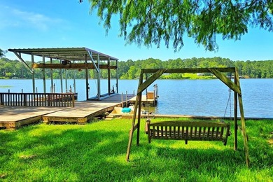 Affordable waterfront living with room for family, friends, or - photo 1