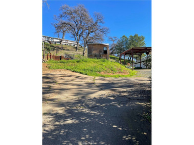 Clear Lake Lot Sale Pending in Nice California