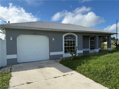 Lehigh Acres Area Home For Sale in Lehigh Acres Florida