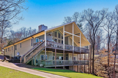 Lake Home For Sale in Fair Play, South Carolina