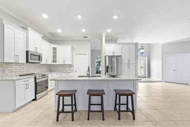 Premier waterfront opportunity in the highly sought-after Queens - photo 11