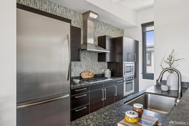 Residence 411 at One South Park offers the ideal blend of - photo 12