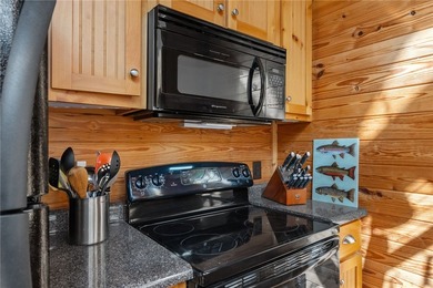 Affordable lake living! Furnished Lake Keowee Cabin! - photo 12