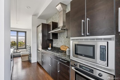 Residence 411 at One South Park offers the ideal blend of - photo 13