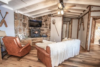 Two Waterfront Homes for the Price of One - Fully Furnished & - photo 14