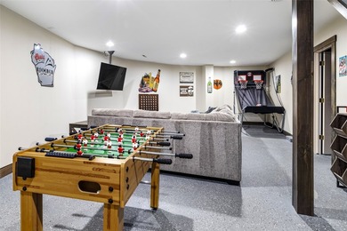 Experience one of the most unique properties on Lake Holcombe! - photo 22