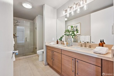 Residence 411 at One South Park offers the ideal blend of - photo 24