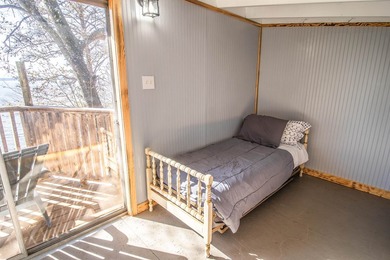 Two Waterfront Homes for the Price of One - Fully Furnished & - photo 26