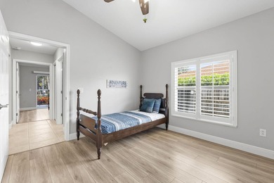 Premier waterfront opportunity in the highly sought-after Queens - photo 27