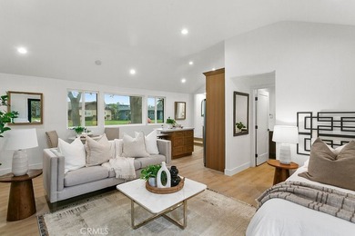 Renovated and Gorgeous: 3 HOMES on 1 LOT. Lease this compound - photo 7