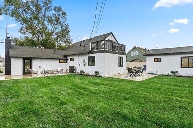 Renovated and Gorgeous: 3 HOMES on 1 LOT. Lease this compound - photo 9