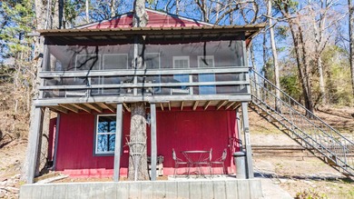 Two Waterfront Homes for the Price of One - Fully Furnished & - photo 41