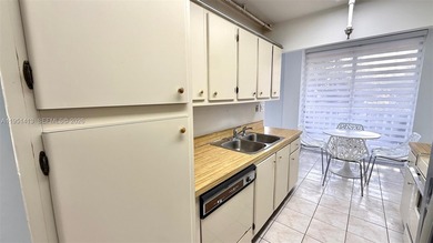 ***MOTIVATED SELLER***
Smart-buy opportunity in Sunny Isles!