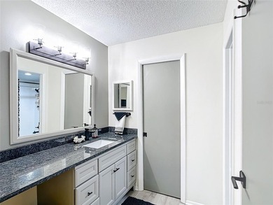 Lakeview of Largo - Step into style and comfort in this - photo 11