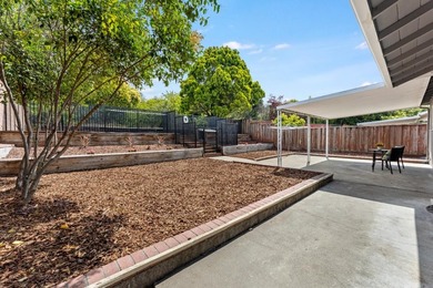 Lovely and Spacious 3Br/2ba, 1,358sf single level home with a 2 - photo 18