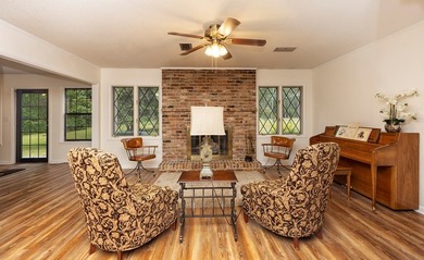 Welcome to 1702 Culbreth Street, a beautifully updated 4-bedroom - photo 8