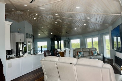 If you are looking for privacy and tranquility with panoramic - photo 8