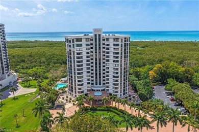 Rare Opportunity in one of Naples' most sought-after coastal - photo 2