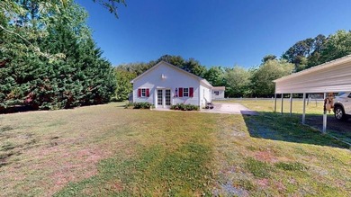 Welcome this well-maintained ranch-style home offering comfort - photo 11