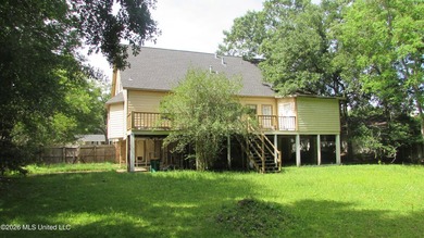 Great price on this *fixer* home. Great location and a very nice - photo 12