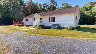 Welcome this well-maintained ranch-style home offering comfort - photo 12