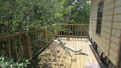 Great price on this *fixer* home. Great location and a very nice - photo 13