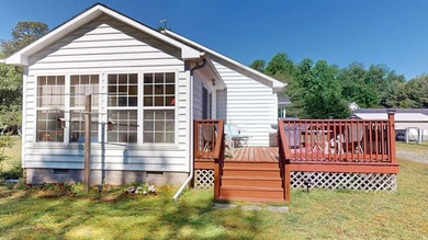 Welcome this well-maintained ranch-style home offering comfort - photo 16