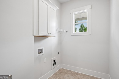 The Manor plan built by Peachtree Residential. Quick Move-in! - photo 17