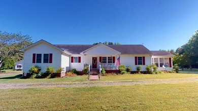 Welcome this well-maintained ranch-style home offering comfort - photo 19
