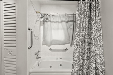 This two bedroom, one bathroom lakehouse is all about time well - photo 21
