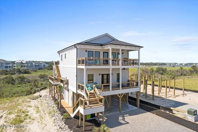 Welcome to 25 Grand View Drive, a stunning custom-built 2023