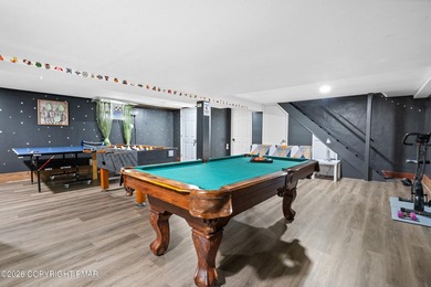 Remodeled and fully furnished 4BR, 2.5BA Colonial on a flat - photo 31
