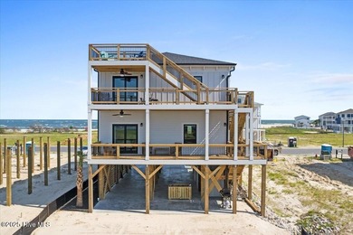 Welcome to 25 Grand View Drive, a stunning custom-built 2023