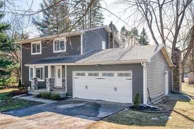 Marl Lake - Genesee County Home For Sale in Linden Michigan