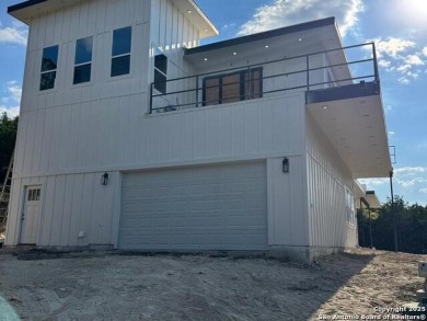 Canyon Lake Home For Sale in Canyon Lake Texas