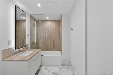 429 Kent Avenue, TH8 A striking South Williamsburg townhouse - photo 13