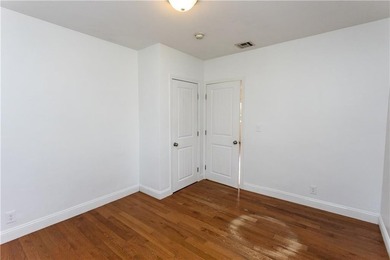 Discover the perfect blend of privacy and comfort in this - photo 14