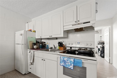 Motivated Seller! Welcome to Hale Hoaloha, a secure and - photo 2