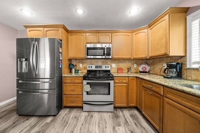 Welcome to your own slice of Florida paradise! This beautifully - photo 22