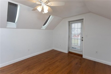 Discover the perfect blend of privacy and comfort in this - photo 25